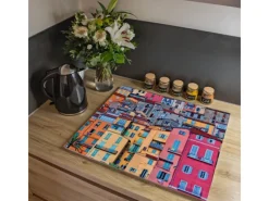 Banjado Herdabdeckplatte Glas 1 Teilig 60x52CM Schneidebrett Herdabdeckung Mit Motiv Häuserberg< Schneidebretter|Herdabdeckungen