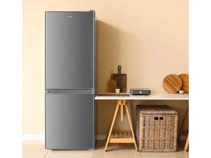 Outlet homeX Kühlschrank Mit Gefrierfach Kühl-Gefrierkombination Freistehend 173 Liter Nutzinhalt CFS1110-S Silber