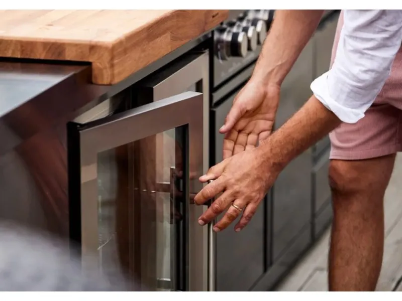 MyOutDoorKitchen Zweitüriger Modul-Kühlschrank Black Collection< Kühlschränke|Einbauküchen