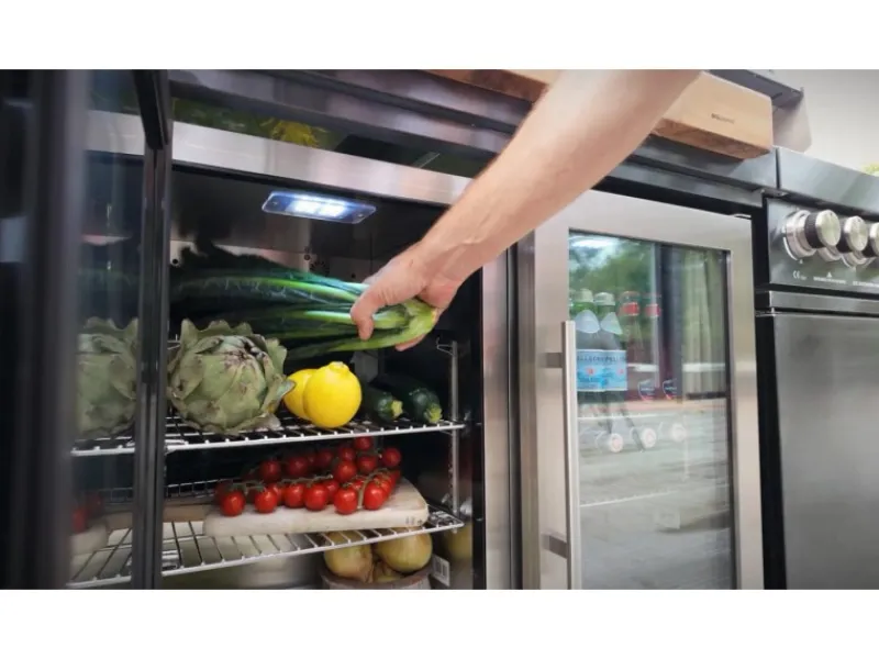 MyOutDoorKitchen Zweitüriger Modul-Kühlschrank Black Collection< Kühlschränke|Einbauküchen