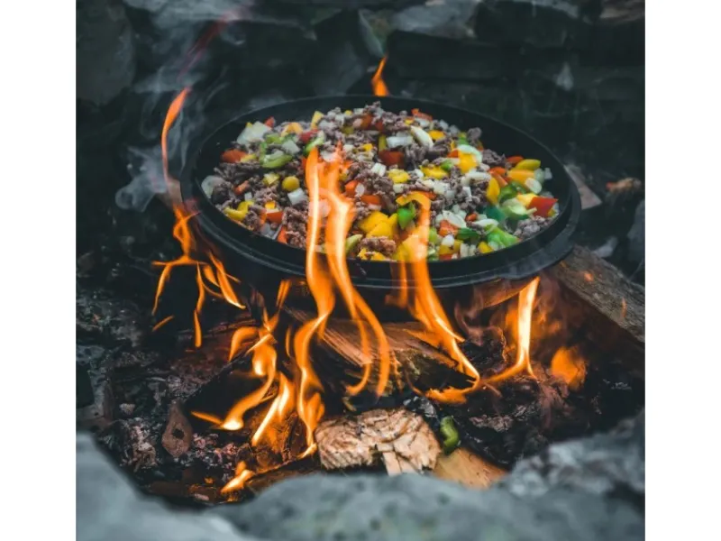 Petromax Dutch Oven FT4.5-T Schwarz mit planem Boden 3,5 l< Töpfe