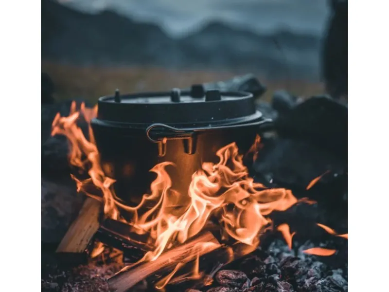 Discount Petromax Dutch Oven FT6-T Schwarz mit planem Boden 5,5 l