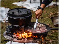 New Petromax Dutch Oven Set FT9-Scrub Schwarz mit Standfüßen 7,5 l Ø 23,9 cm