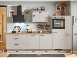 Pino Küchenzeile 300 cm Kaschmirgrau Anschlag rechts 1 Geräte-. 1 Seitenschrank< Kühlschränke