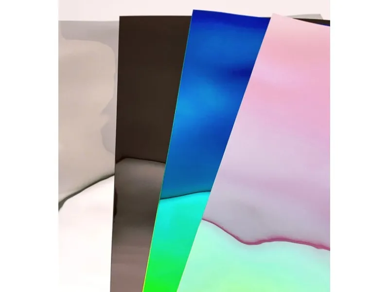 Kühlschränke<WALLFACE 27207 OCEAN Aqua Wandpaneel in Metall-Optik Holographisch Blau 2600 mm x 1000 mm x 8,24 mm 2,6 m2 Blau